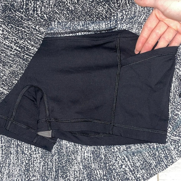 Lululemon athletica skirt w/ built in shorts - Picture 4 of 5